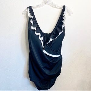 NWT Longitude Women’s Black & White Swimsuit 24W